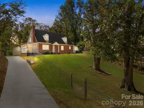151 E Corriher Ave, Salisbury, NC 28144 photo 3