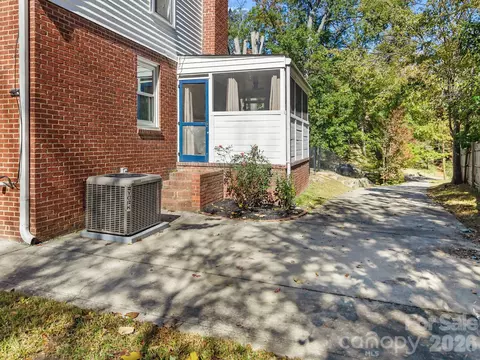 151 E Corriher Ave, Salisbury, NC 28144 photo 6