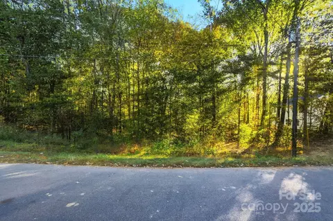 5808 Raintree Cir, Concord, NC 28027