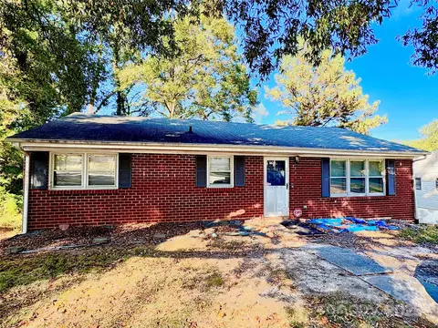 850 W Garrison Blvd, Gastonia, NC 28052