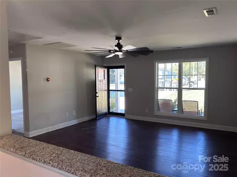 Living - 700 Wright Ave, Kannapolis, NC 28083 photo 1 of 2