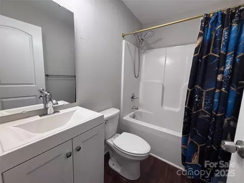 Bath - 700 Wright Ave, Kannapolis, NC 28083 photo 3 of 3