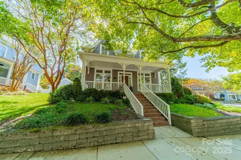 545 Glen Walk Dr, Fort Mill, SC 29708