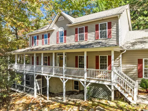 26 Ginsing Pt, Pisgah Forest, NC 28768