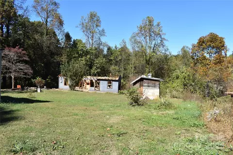 137 Smith Hl, Marion, NC 28752