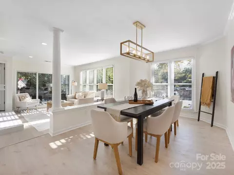 2719 Selwyn 13 Ave #13, Charlotte, NC 28209