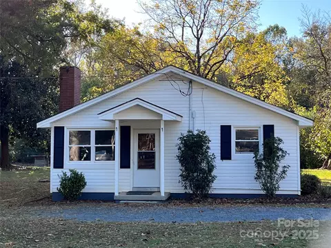 180 New Hope Church Rd, Star, NC 27356