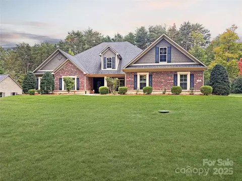 7393 Bay Cove Ct, Denver, NC 28037
