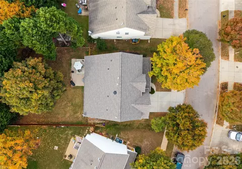View/Area - 20127 Beard St, Cornelius, NC 28031 photo 5 of 7