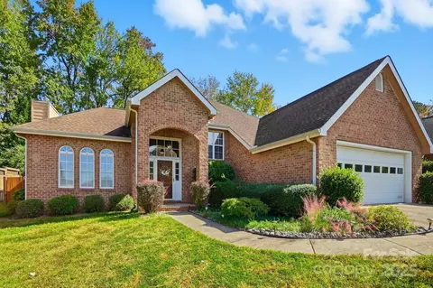 106 Zimmerman Dr, Fort Mill, SC 29708