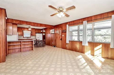 Living - 6217 Stack Rd, Monroe, NC 28112 photo 4 of 7
