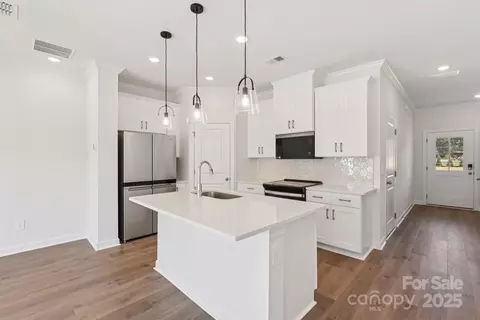 413 Markridge Loop, Fort Mill, SC 29708 photo 8