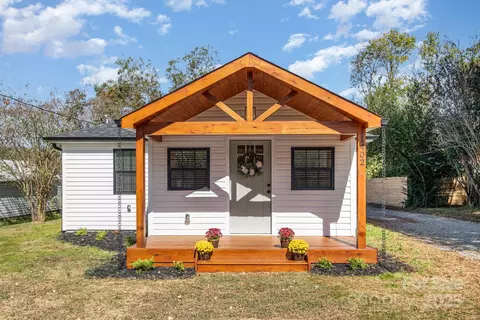 1402 Birch St, Kannapolis, NC 28081
