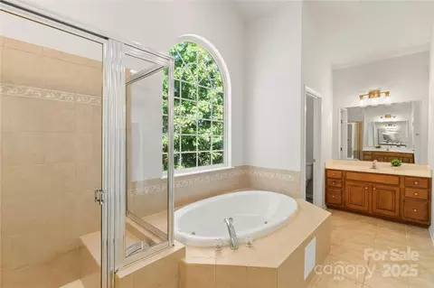 Bath - 1908 Faison Ave, Fort Mill, SC 29708 photo 2 of 3