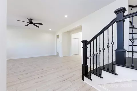 Living - 240 Doster Rd, Lancaster, SC 29720 photo 4 of 4