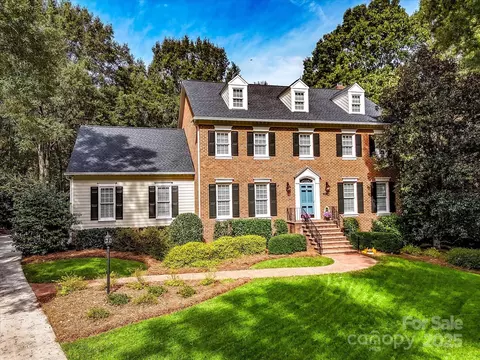 2640 Alanby Ln, Charlotte, NC 28270