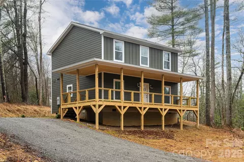 Exterior - 204 Cascade Ridge Rd, Fairview, NC 28730 photo 2 of 13