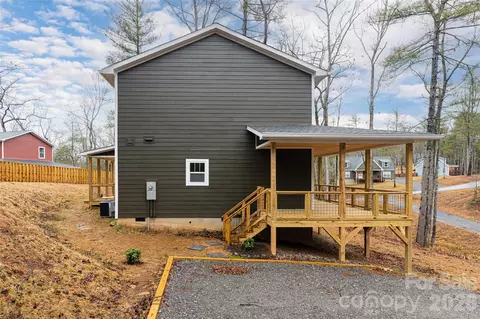 Exterior - 204 Cascade Ridge Rd, Fairview, NC 28730 photo 6 of 13