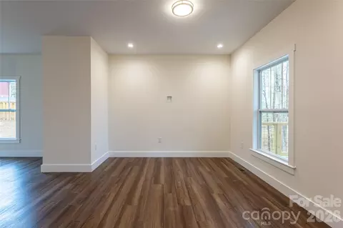 Living - 204 Cascade Ridge Rd, Fairview, NC 28730 photo 3 of 8