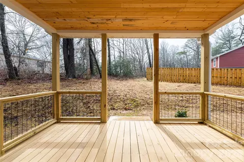 Exterior - 204 Cascade Ridge Rd, Fairview, NC 28730 photo 10 of 13