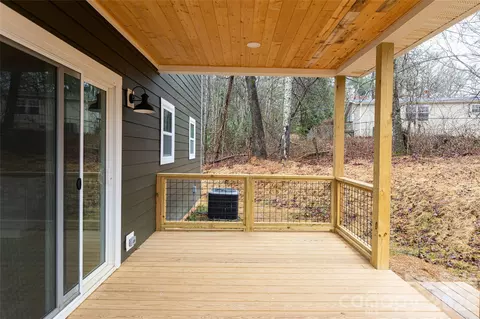 Exterior - 204 Cascade Ridge Rd, Fairview, NC 28730 photo 9 of 13