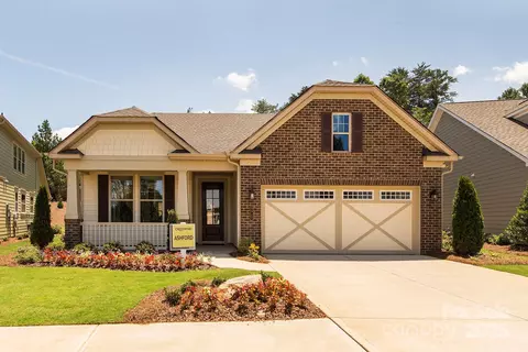 8917 Silver Springs Ct, Charlotte, NC 28215