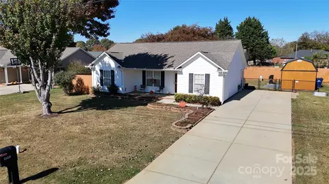 2125 Boggs St, Lincolnton, NC 28092
