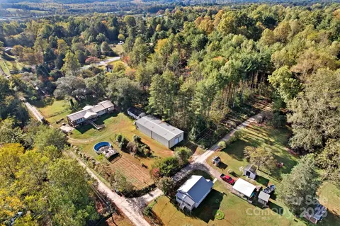 2906 Kidd Pl, Lenoir, NC 28645