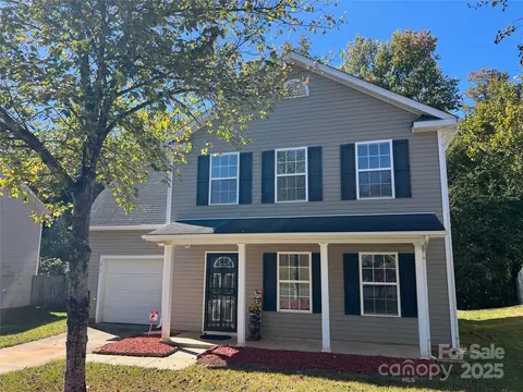 1413 Crandon Dr, Charlotte, NC 28216