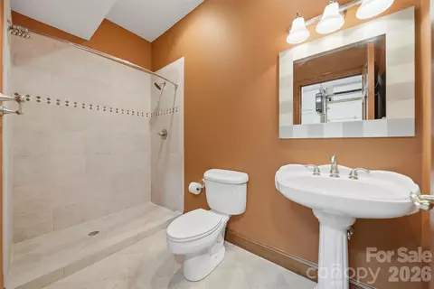 Bath - 3619 Links Ne Dr NE, Conover, NC 28613 photo 7 of 7