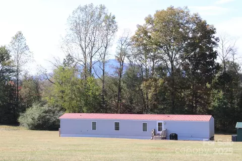 260 Buck Branch Rd, Mill Spring, NC 28756