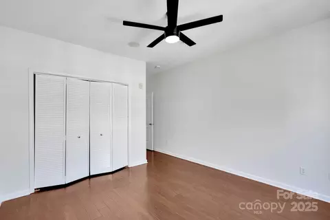 Bedroom - 1525 Walnut View Dr, Charlotte, NC 28208 photo 3 of 3