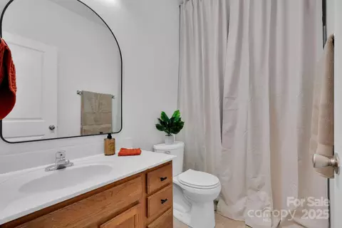 Bath - 1525 Walnut View Dr, Charlotte, NC 28208 photo 2 of 2