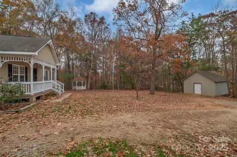 Exterior - 3687 N Corner Rd, Lancaster, SC 29720 photo 4 of 13