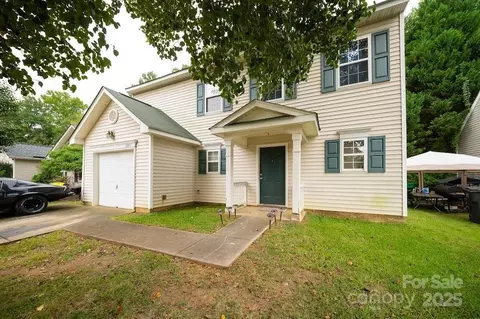 12817 Lismorre Castle Ct, Charlotte, NC 28273