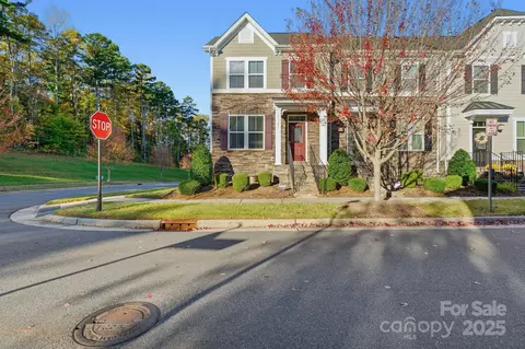 11705 Blessington Rd, Huntersville, NC 28078