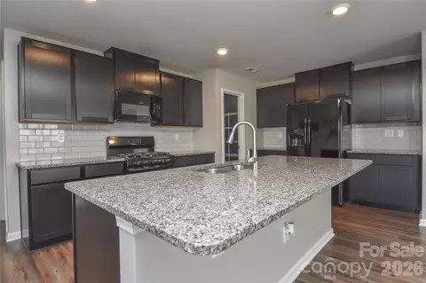 3048 Treyson Dr, Denver, NC 28037