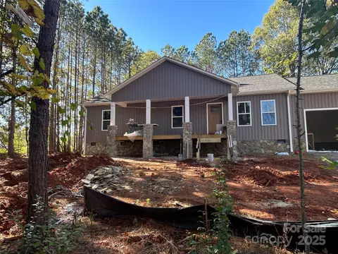 1119 Kensington Cir, Newton, NC 28658
