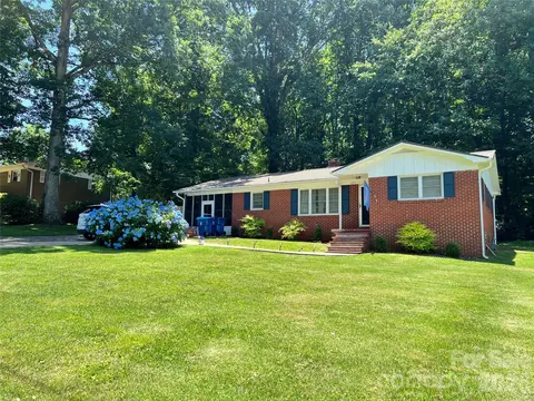 234 Allendale Dr, Forest City, NC 28043