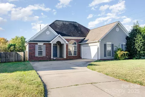 5000 Dresden Ct, Indian Trail, NC 28079