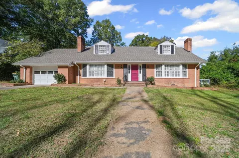 509 Lee Ave, Wadesboro, NC 28170