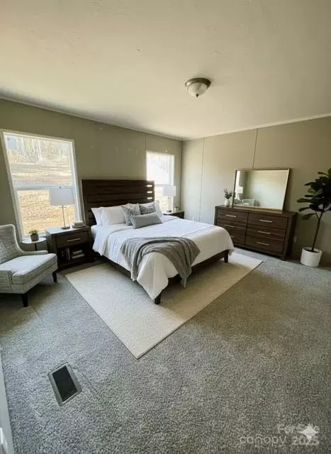 Bedroom - 33 Foxcroft Ln, Flat Rock, NC 28731 photo 1 of 4