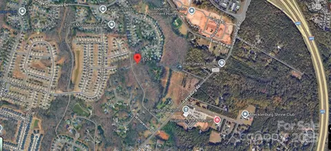 8224 Teeter Dr, Charlotte, NC 28215