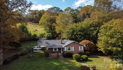 214 Old Dale Rd, Spruce Pine, NC 28777