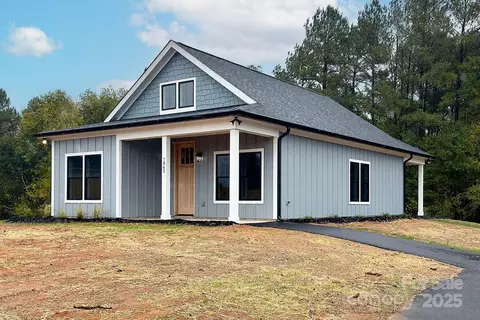7062 Riverview Rd, Norwood, NC 28128