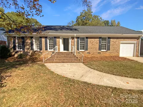 5917 Mcbride St, Charlotte, NC 28215