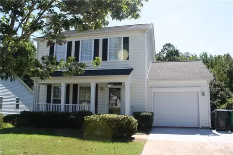 8412 Bristol Ford Pl, Charlotte, NC 28215