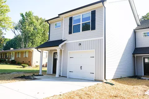 1620 Byrum St, Charlotte, NC 28216