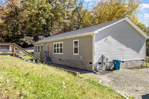Exterior - 178 Spencer St, Clyde, NC 28721 photo 1 of 3