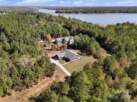 1199 Brunson Rd, Fort Lawn, SC 29714